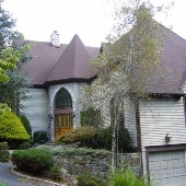 Trumbull- Contemporary Tudor