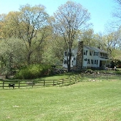 Redding Colonial