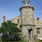 Old Stonington Lighthouse Museum
