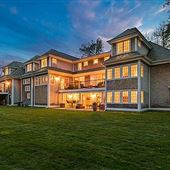 Luxury New England Charm