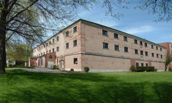 Western Connecticut State University - Litchfield Hall