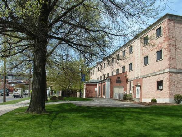 Western Connecticut State University - Litchfield Hall