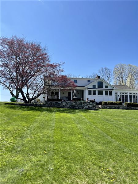Skyfall Manor Bridgewater