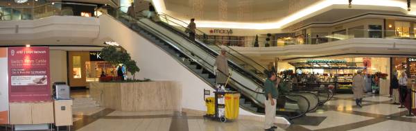 Westfarms Mall