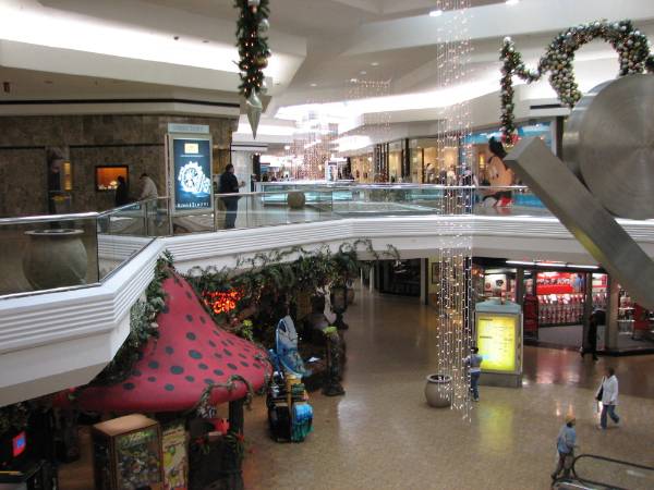 Westfarms Mall