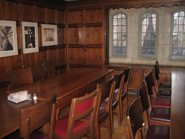 Yale University - Branford College
