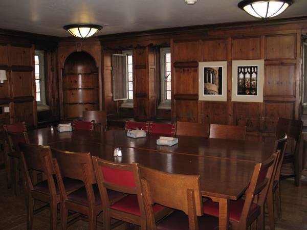 Yale University - Branford College